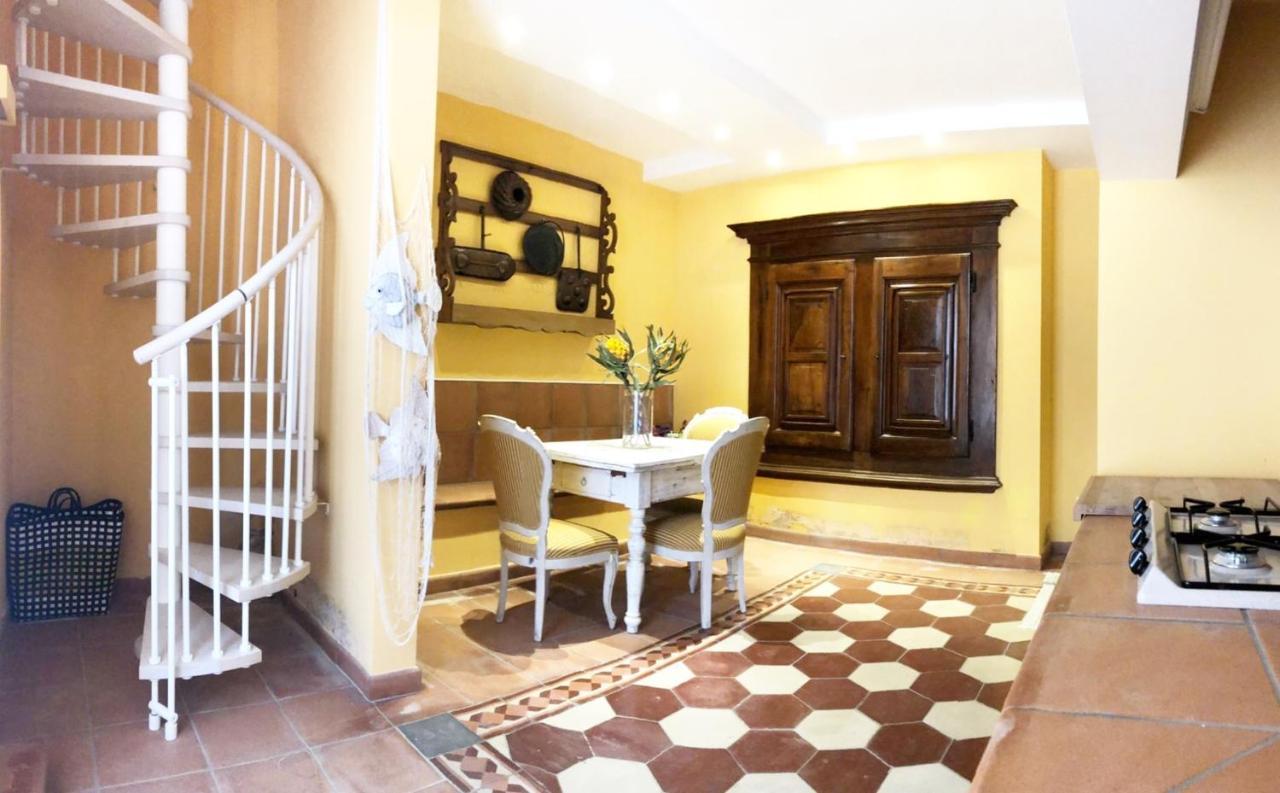 Luxury House Il Borgo Antico Apartment กาซาเล มาริตติโม ภายนอก รูปภาพ
