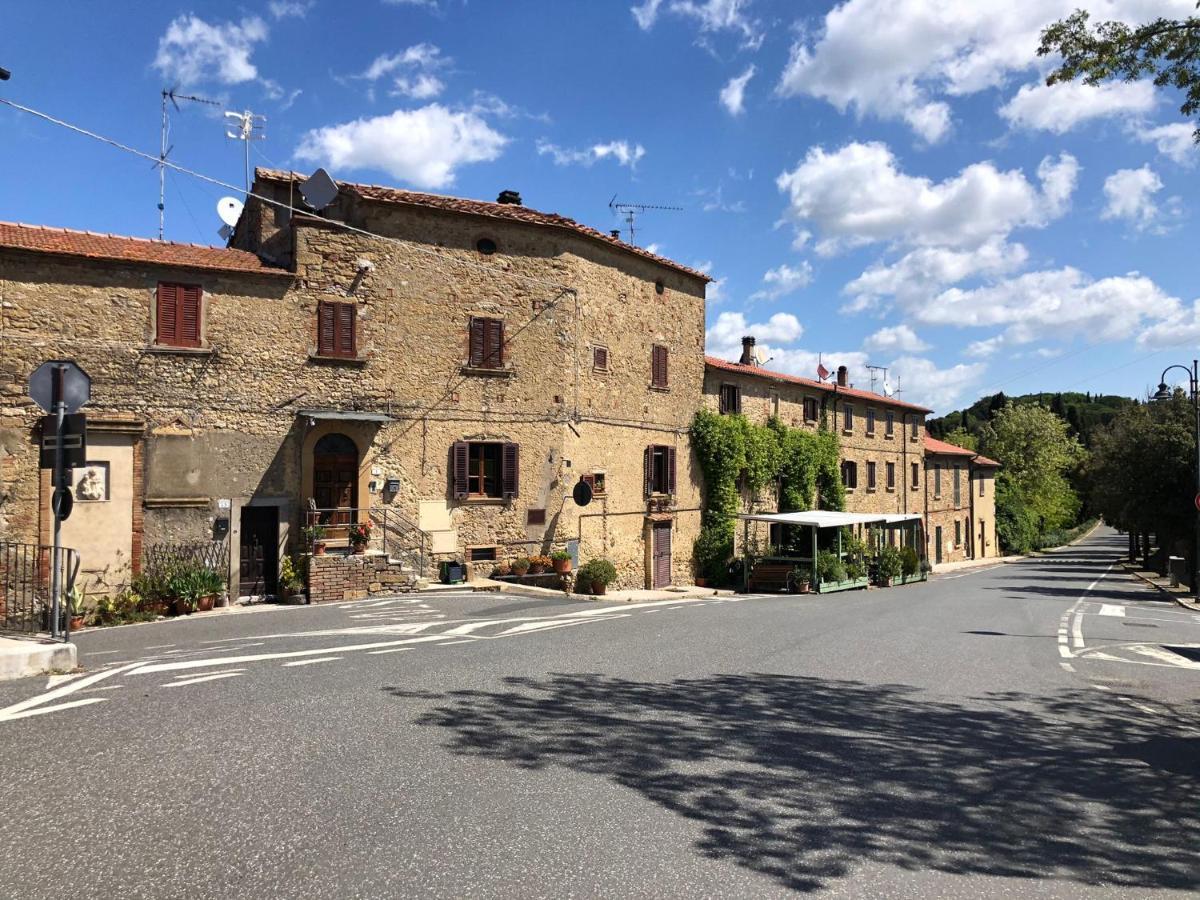 Luxury House Il Borgo Antico Apartment กาซาเล มาริตติโม ภายนอก รูปภาพ